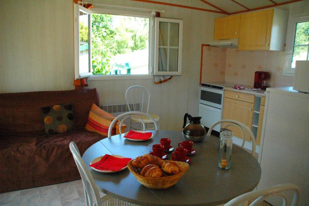 La Lande Du Moulin Hotell Sulniac Rom bilde